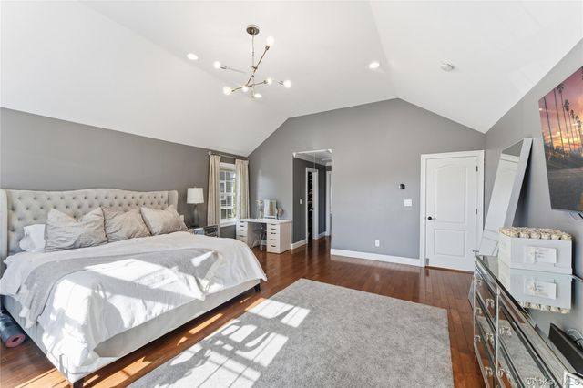 3483 Frederick Street, Oceanside, NY 11572