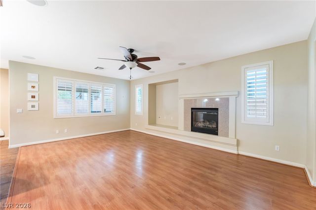 8221 SWALLOW FALLS Street, North Las Vegas, NV 89085