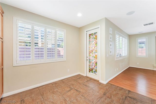8221 SWALLOW FALLS Street, North Las Vegas, NV 89085