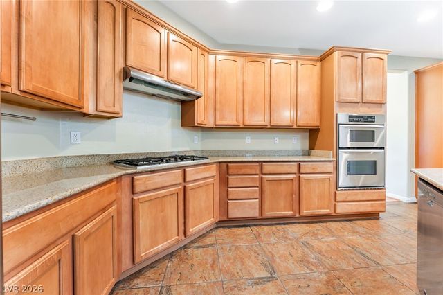 8221 SWALLOW FALLS Street, North Las Vegas, NV 89085