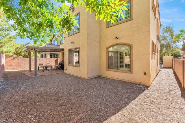 8221 SWALLOW FALLS Street, North Las Vegas, NV 89085