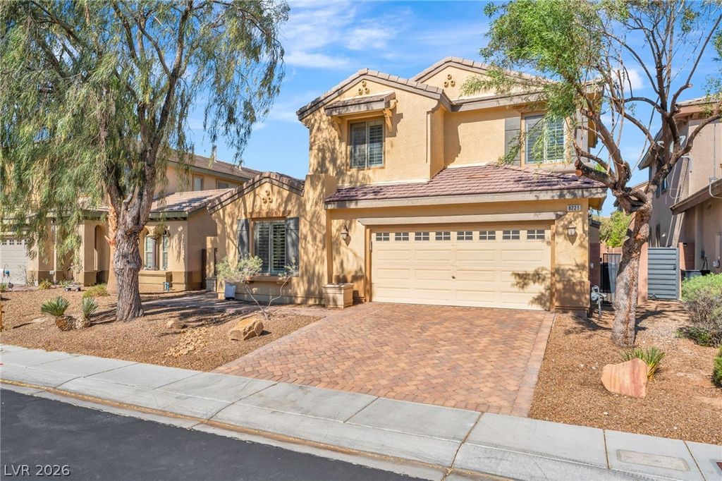 8221 SWALLOW FALLS Street, North Las Vegas, NV 89085