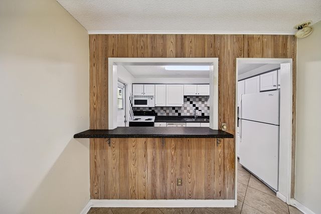 3004 NW 69th Court 1d, Fort Lauderdale, FL 33309