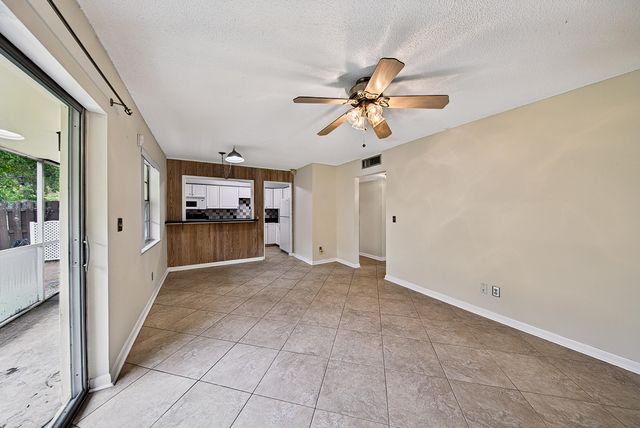 3004 NW 69th Court 1d, Fort Lauderdale, FL 33309