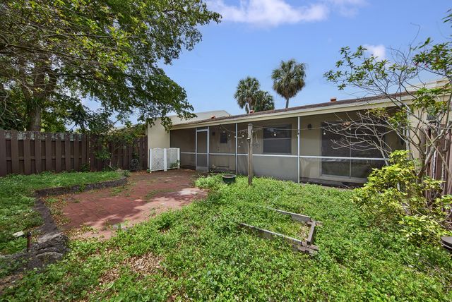 3004 NW 69th Court 1d, Fort Lauderdale, FL 33309