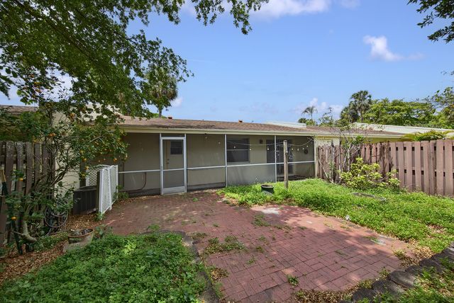 3004 NW 69th Court 1d, Fort Lauderdale, FL 33309