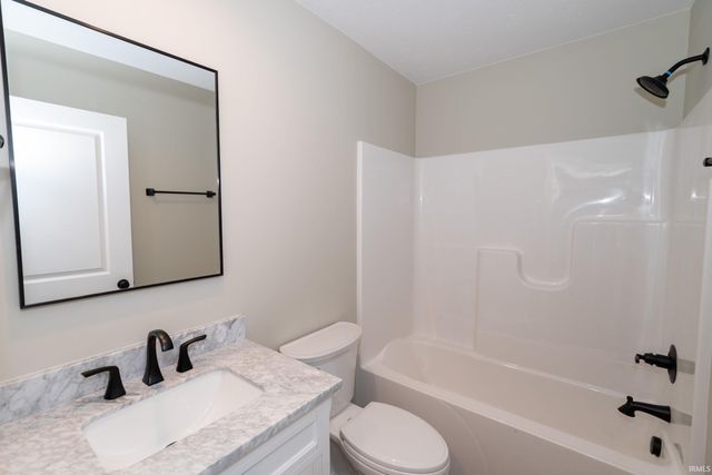 455 James St, Elkhart, IN 46516