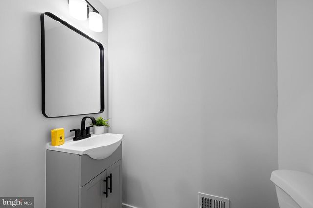 2824 MARYLAND AVE, Baltimore, MD 21218