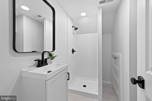 2824 MARYLAND AVE, Baltimore, MD 21218