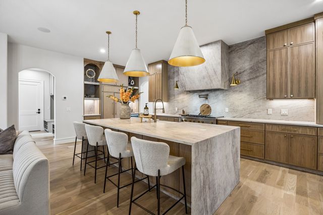 7272 Tangleglen Place, Dallas, TX 75248