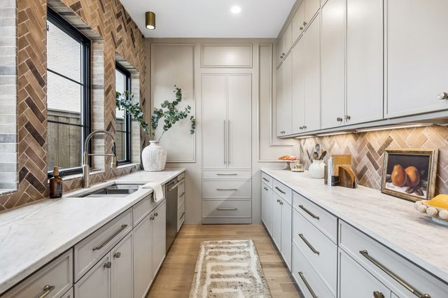 7272 Tangleglen Place, Dallas, TX 75248