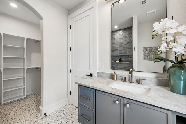 7272 Tangleglen Place, Dallas, TX 75248