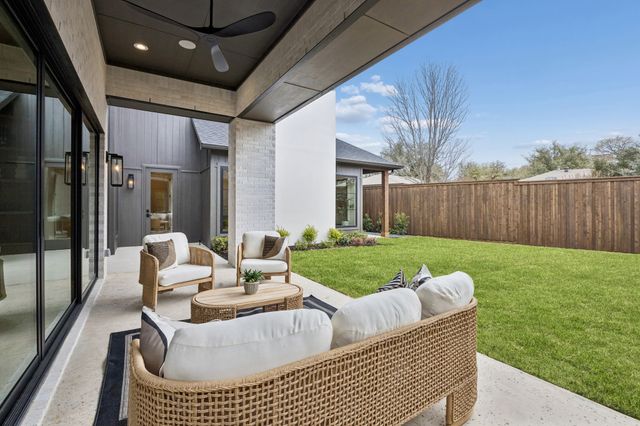 7272 Tangleglen Place, Dallas, TX 75248