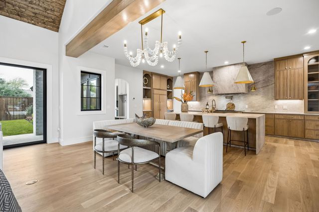 7272 Tangleglen Place, Dallas, TX 75248