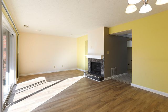 6370 Commons Drive, Indianapolis, IN 46254