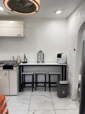 3621 NW 3rd Street, Fort Lauderdale, FL 33311