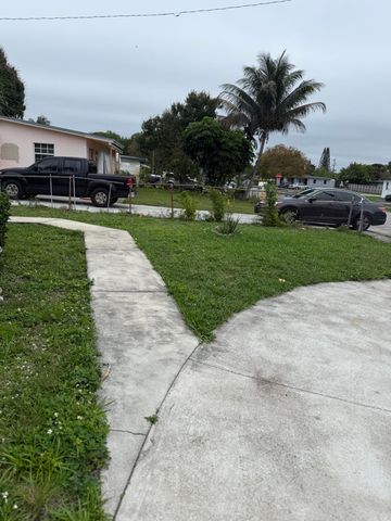 3621 NW 3rd Street, Fort Lauderdale, FL 33311
