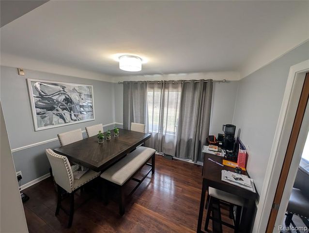 28156 San Marino Drive, Southfield, MI 48034