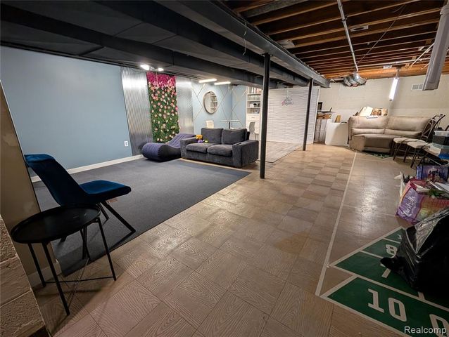 28156 San Marino Drive, Southfield, MI 48034