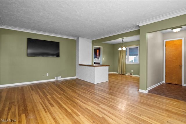 269 Hamilton Avenue, Elyria, OH 44035