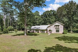 2401 Campbellton Highway, Dothan, AL 36301