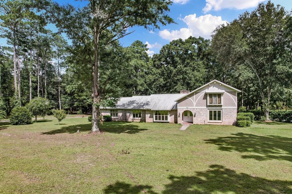 2401 Campbellton Highway, Dothan, AL 36301
