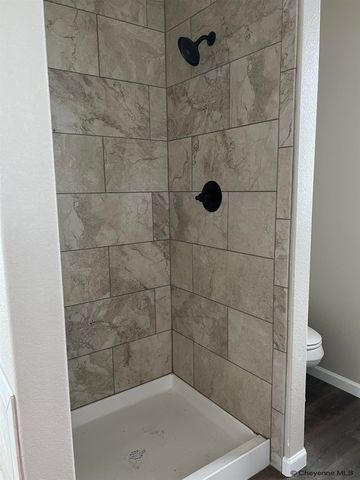 3322 THOMAS RD, Cheyenne, WY 82009