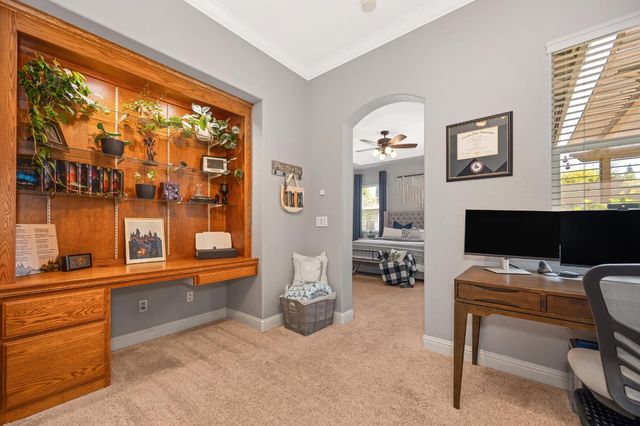 1660 Iroquois Rd, Rocklin, CA 95765