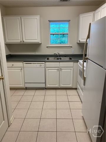 310 Tibet Avenue 2, Savannah, GA 31406