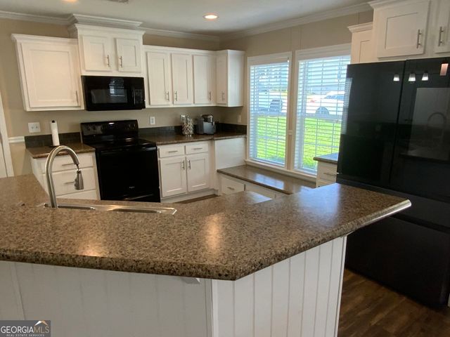 130 Bob White Lane, Newnan, GA 30263