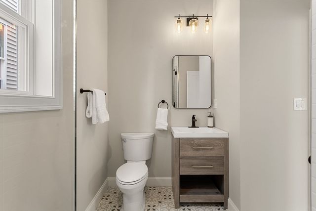 32 Wentworth St 2, Boston, MA 02124