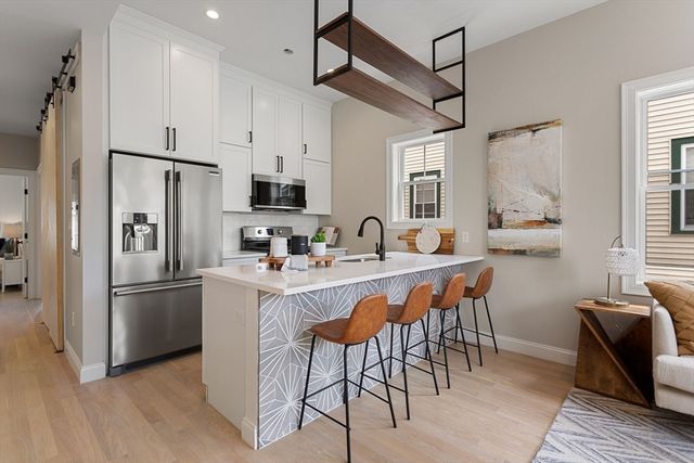 32 Wentworth St 2, Boston, MA 02124