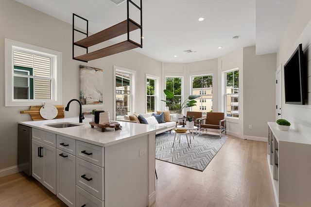 32 Wentworth St 2, Boston, MA 02124