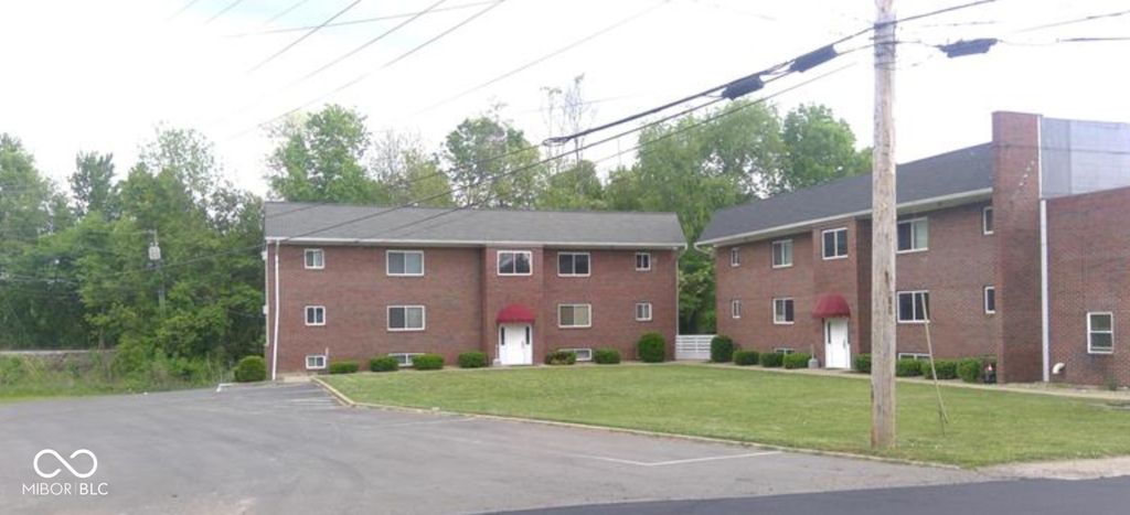 230 240 Hoosier Street, North Vernon, IN 47265