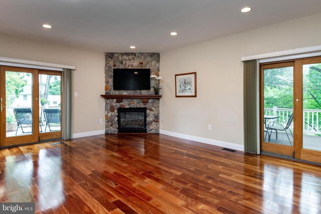 24515 RIDGE RD, Damascus, MD 20872