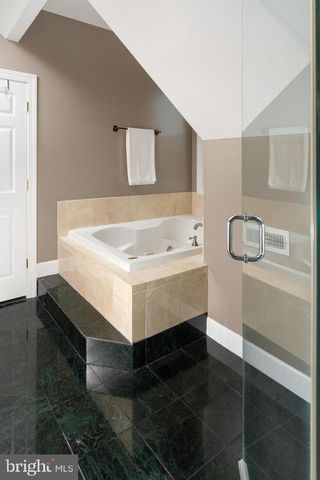 24515 RIDGE RD, Damascus, MD 20872