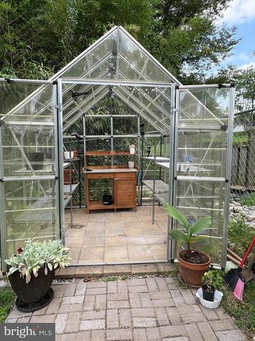 24515 RIDGE RD, Damascus, MD 20872