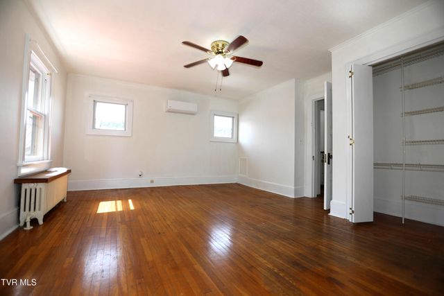 409 Wise Street, Appalachia, VA 24216