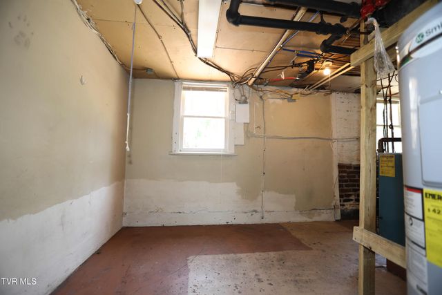 409 Wise Street, Appalachia, VA 24216