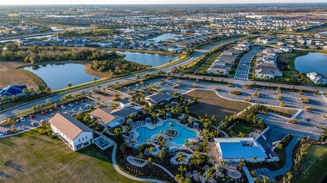 3716 HATCHERY WAY, Bradenton, FL 34211
