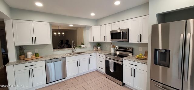 7848 PLAYA DEL REY Court 7848, Jacksonville, FL 32256