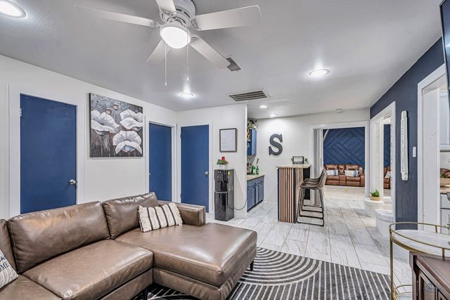 4508 Green Tree Blvd, Midland, TX 79707