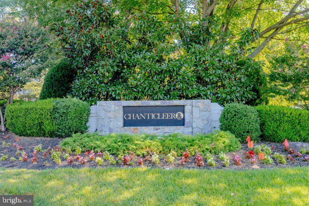 1326 CHANTICLEER, Cherry Hill, NJ 08003