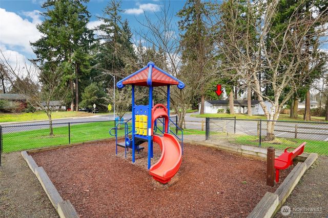 2403 B Street, Steilacoom, WA 98388