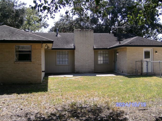 5850 Paisley Street, Houston, TX 77096