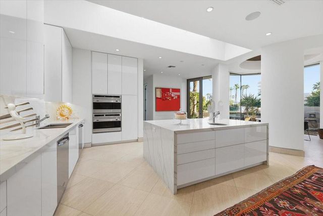 102 Waterford Circle, Rancho Mirage, CA 92270