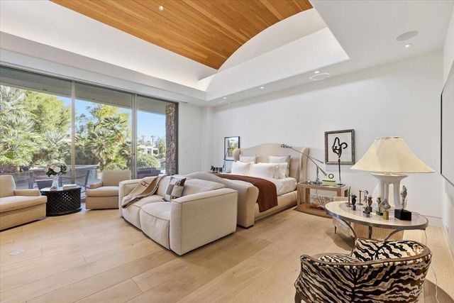 102 Waterford Circle, Rancho Mirage, CA 92270