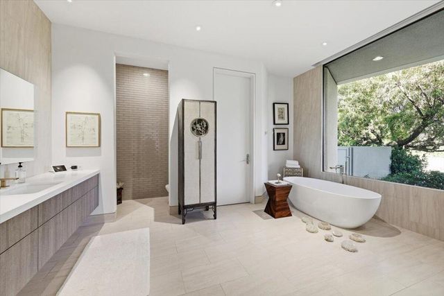 102 Waterford Circle, Rancho Mirage, CA 92270