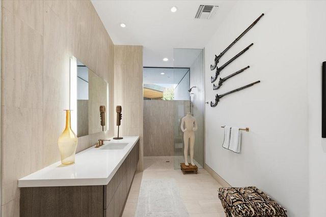 102 Waterford Circle, Rancho Mirage, CA 92270