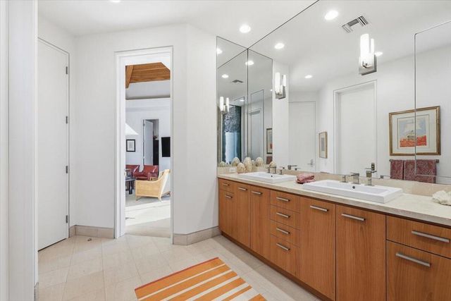 102 Waterford Circle, Rancho Mirage, CA 92270